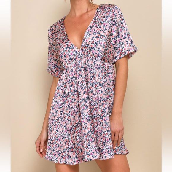 Lulus Dresses & Skirts - Lulus Express Yourself Blush Pink Floral Print Satin Babydoll Dress